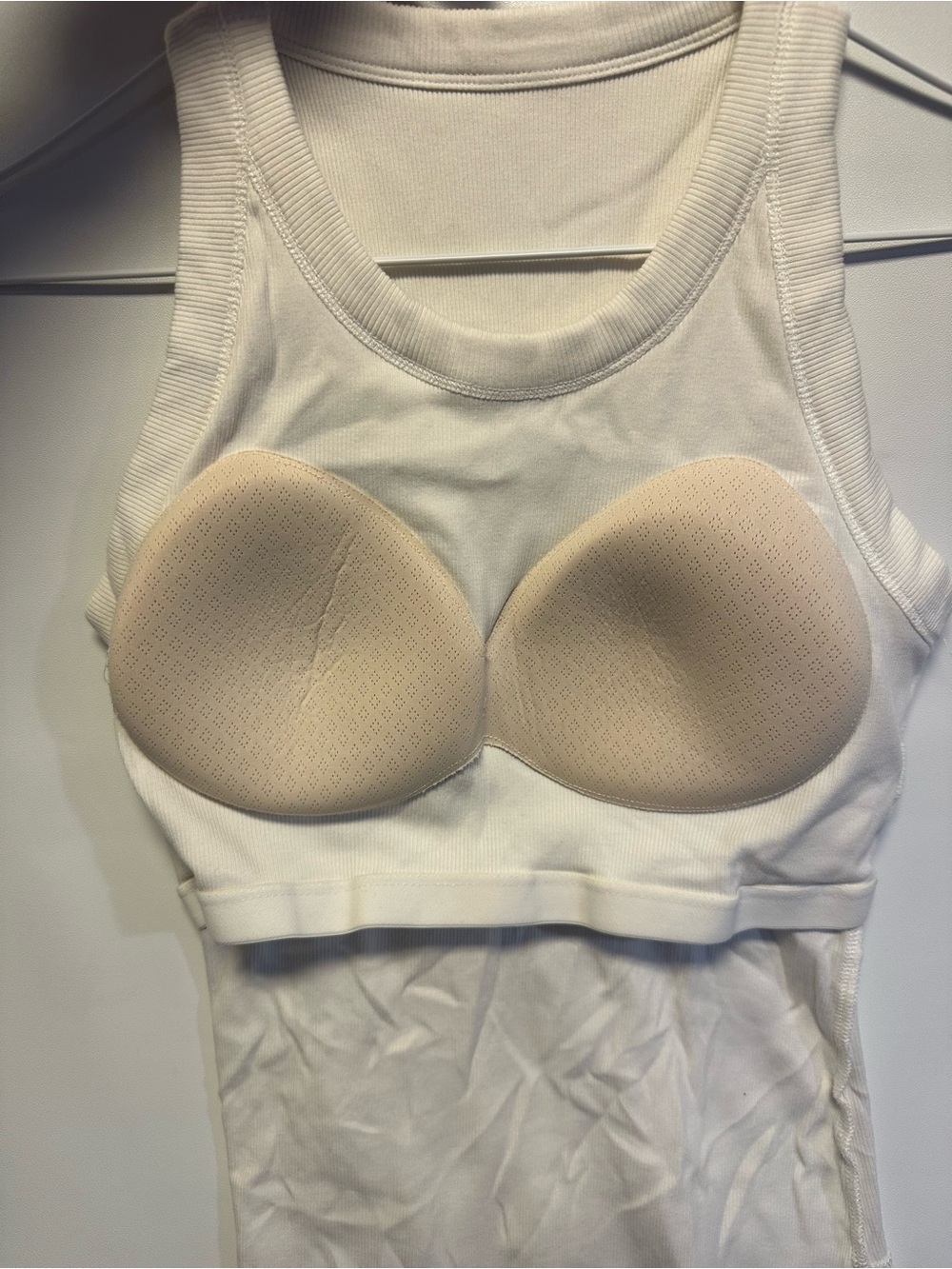 chic White Ribbed Racerback Tank Top - Picture 5 of 6
